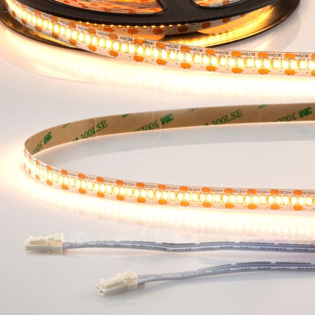 LED CRI930 MiniAMP strip, 12V DC, 12W, IP20, 3000K, 120cm, cavo bilat. 30cm + maschioAMP, 300 LED/m