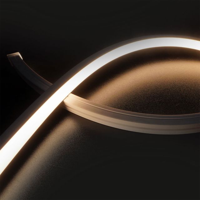 Ruban LED NEON930 B13H13, 24V DC, 12 W, IP67, 2700K, rouleau de 5m, 140 LED/mincl. clips de montage